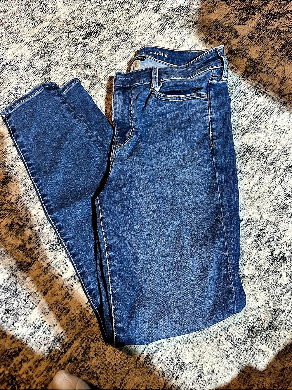 American Eagle Women's Skinny Jeans Size 10 in Blue